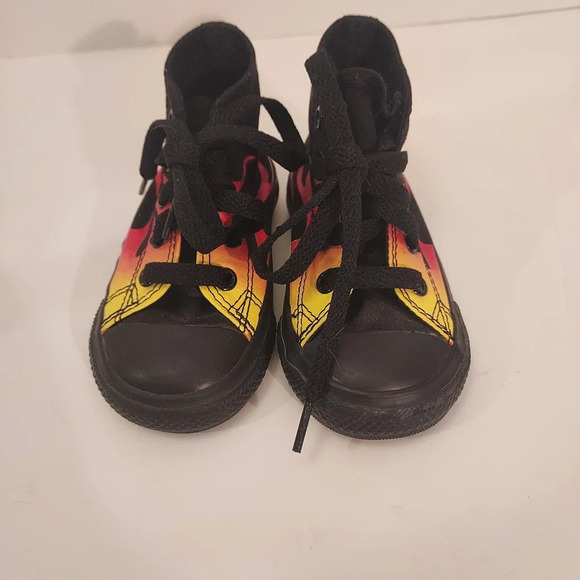 Converse Chuck Taylor All Stars High Top Hot Rod Flames in Size 5 (Baby) - Picture 9 of 11